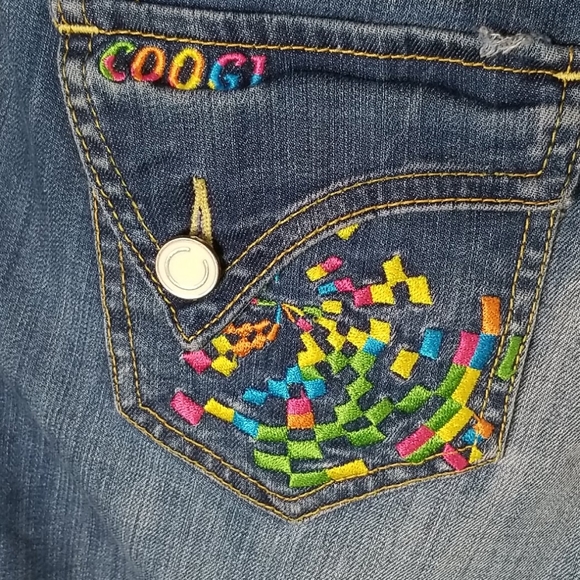 EUC🔥 COOGI denim capris - Picture 4 of 8